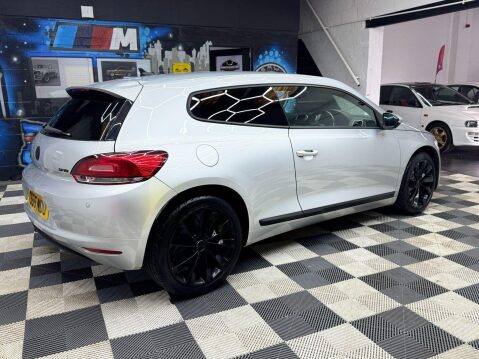 Volkswagen Scirocco 2.0 TDI GT DSG Euro 5 3dr (Leather, Nav) 14
