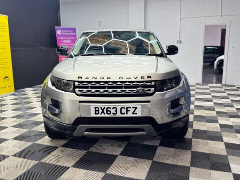 Land Rover Range Rover Evoque 2.2 eD4 Pure FWD Euro 5 (s/s) 5dr 4