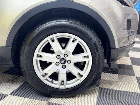 Land Rover Range Rover Evoque 2.2 eD4 Pure FWD Euro 5 (s/s) 5dr 19