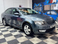 Skoda Octavia 1.6 TDI SE Hatchback 5dr Diesel Manual Euro 5 (s/s) (105 ps) 1