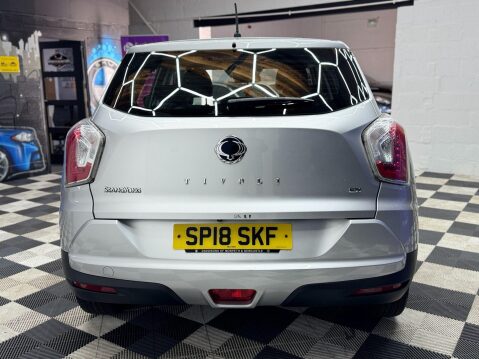 SsangYong Tivoli 1.6 e-XDi EX Euro 6 5dr 9