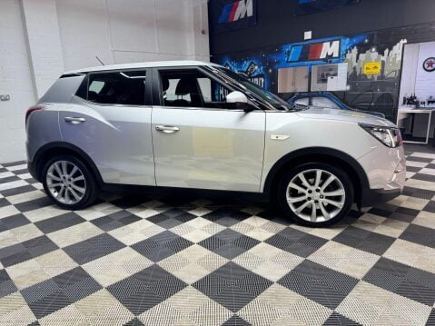 SsangYong Tivoli 1.6 e-XDi EX Euro 6 5dr 12