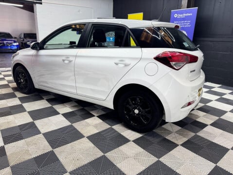 Hyundai i20 1.2 SE Euro 6 5dr 14