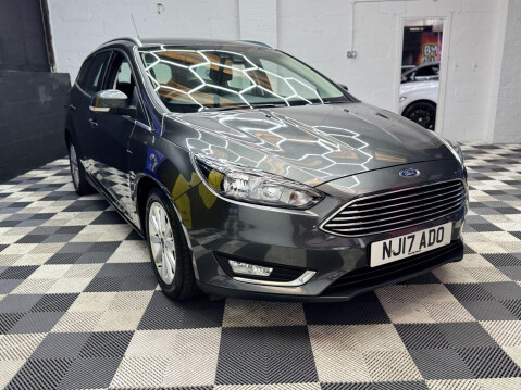 Ford Focus 1.0T EcoBoost Titanium Euro 6 (s/s) 5dr 7