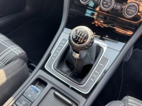 Volkswagen Golf 2.0 TDI GTD Euro 6 (s/s) 3dr 21