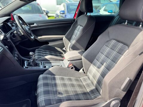 Volkswagen Golf 2.0 TDI GTD Euro 6 (s/s) 3dr 36