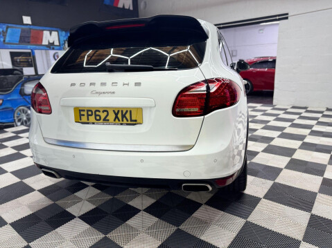 Porsche Cayenne 3.0 TD V6 Tiptronic 4WD Euro 5 (s/s) 5dr 4