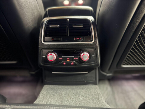 Audi RS6 4.0 TFSI V8 Tiptronic quattro Euro 5 (s/s) 5dr 65