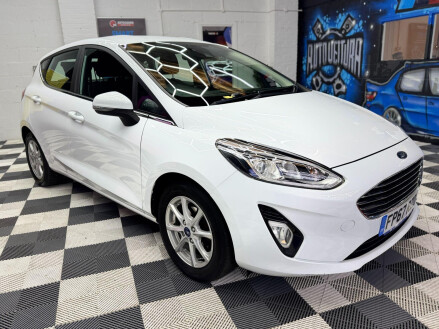 Ford Fiesta 1.0T EcoBoost Zetec Euro 6 (s/s) 5dr
