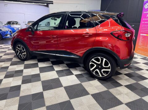 Renault Captur 1.5 dCi ENERGY Signature Euro 5 (s/s) 5dr 23