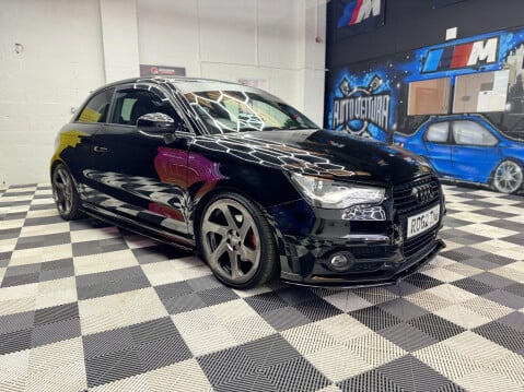 Audi A1 2.0 TDI Black Edition Euro 5 (s/s) 3dr 5