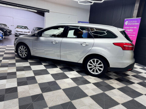 Ford Focus 1.5 TDCi Titanium Euro 6 (s/s) 5dr 9