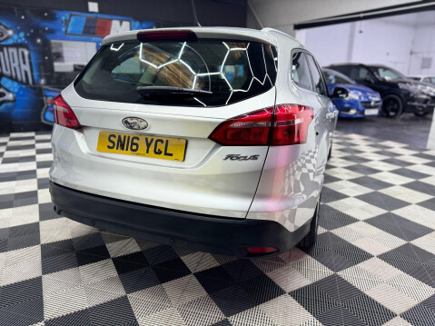 Ford Focus 1.5 TDCi Titanium Euro 6 (s/s) 5dr 14