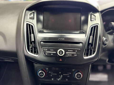 Ford Focus 1.5 TDCi Titanium Euro 6 (s/s) 5dr 30