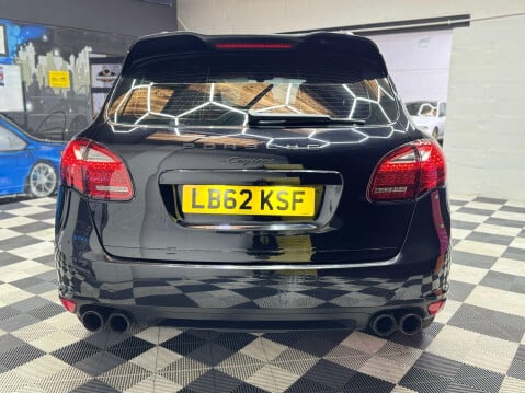 Porsche Cayenne 3.0 TD V6 Tiptronic 4WD Euro 5 (s/s) 5dr 11
