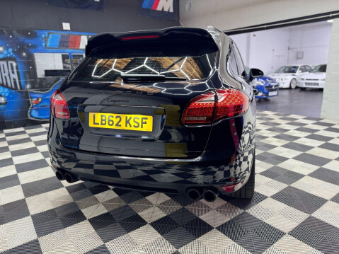 Porsche Cayenne 3.0 TD V6 Tiptronic 4WD Euro 5 (s/s) 5dr 12