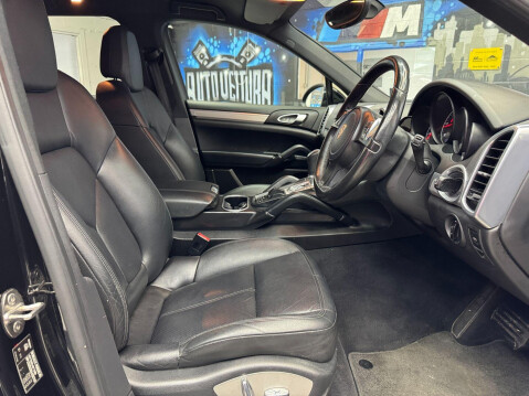 Porsche Cayenne 3.0 TD V6 Tiptronic 4WD Euro 5 (s/s) 5dr 28
