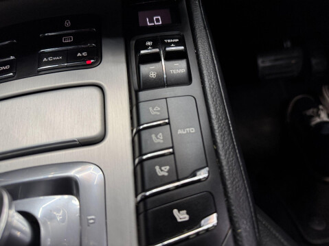 Porsche Cayenne 3.0 TD V6 Tiptronic 4WD Euro 5 (s/s) 5dr 39