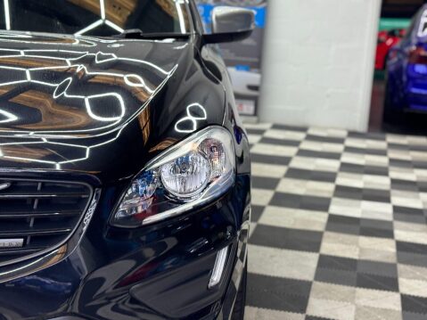 Volvo XC60 2.4 D4 R-Design Nav AWD Euro 5 (s/s) 5dr 52