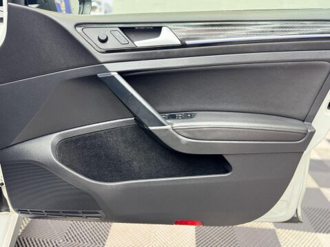 Volkswagen Golf 2.0 TSI R DSG 4Motion Euro 6 (s/s) 5dr 30