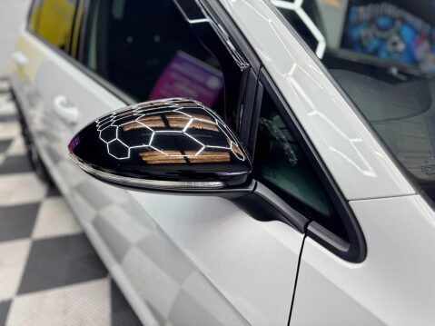 Volkswagen Golf 2.0 TSI R DSG 4Motion Euro 6 (s/s) 5dr 23