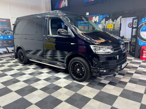 Volkswagen Transporter 2.0 BiTDI T30 BlueMotion Tech Highline DSG FWD SWB Euro 6 (s/s) 5dr 3