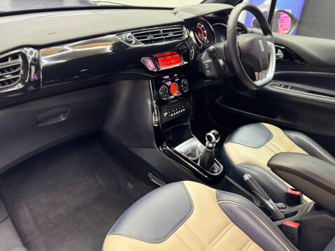 Citroen DS3 1.6 VTi DStyle Plus Euro 5 3dr 46