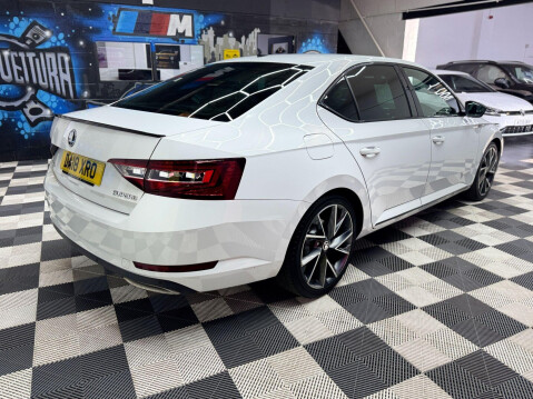 Skoda Superb 2.0 TSI SportLine DSG Euro 6 (s/s) 5dr 12