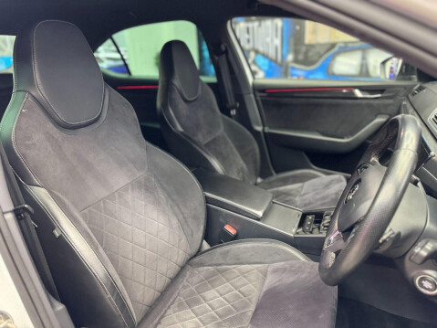 Skoda Superb 2.0 TSI SportLine DSG Euro 6 (s/s) 5dr 39
