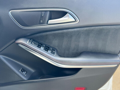 Mercedes-Benz CLA Class 2.1 CLA220d AMG Line Night Edition Coupe 7G-DCT Euro 6 (s/s) 4dr 24