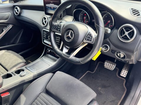 Mercedes-Benz CLA Class 2.1 CLA220d AMG Line Night Edition Coupe 7G-DCT Euro 6 (s/s) 4dr 14