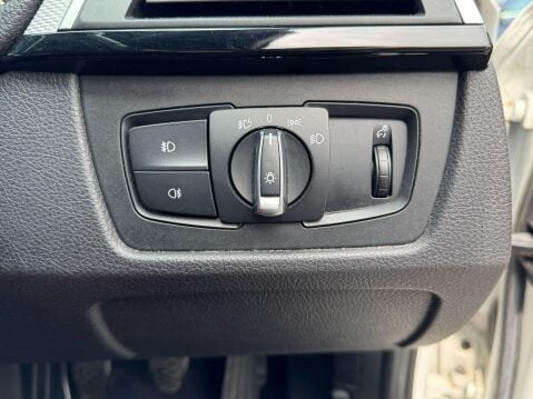 BMW 3 Series 2.0 320i M Sport Euro 6 (s/s) 4dr 29