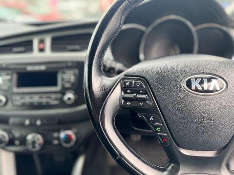 Kia Ceed 1.6 CRDi EcoDynamics 2 Euro 5 (s/s) 5dr 16