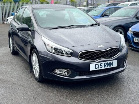 Kia Ceed 1.6 CRDi EcoDynamics 2 Euro 5 (s/s) 5dr 1