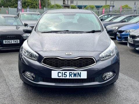 Kia Ceed 1.6 CRDi EcoDynamics 2 Euro 5 (s/s) 5dr 2