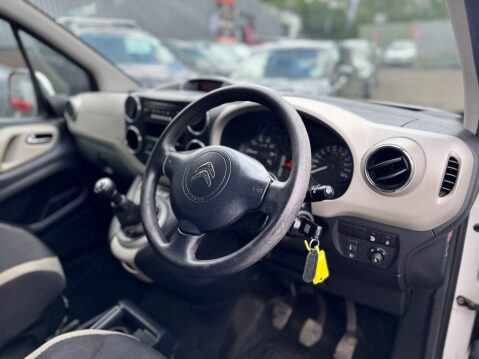 Citroen Berlingo 1.6 HDi XTR Multispace MPV Euro 5 5dr 17