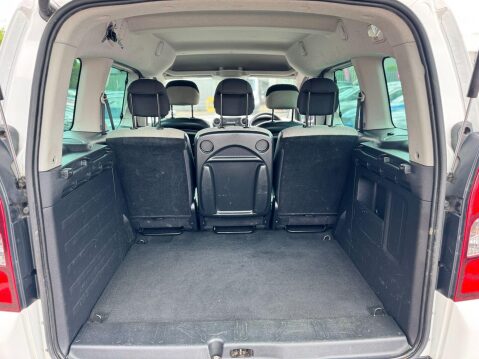 Citroen Berlingo 1.6 HDi XTR Multispace MPV Euro 5 5dr 28