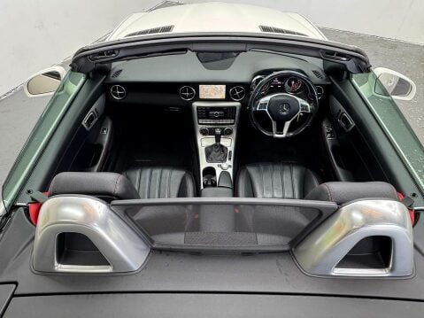 Mercedes-Benz SLK 1.8 SLK250 BlueEfficiency AMG Sport Edition 125 G-Tronic+ Euro 5 (s/s) 2dr 41