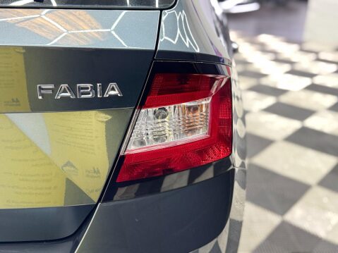 Skoda Fabia 1.0 TSI SE Euro 6 (s/s) 5dr 16