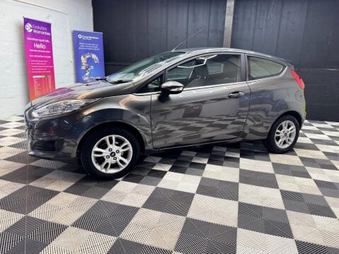 Ford Fiesta 1.0T EcoBoost Zetec Euro 6 (s/s) 3dr 14