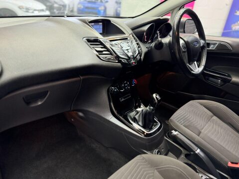 Ford Fiesta 1.0T EcoBoost Zetec Euro 6 (s/s) 3dr 21