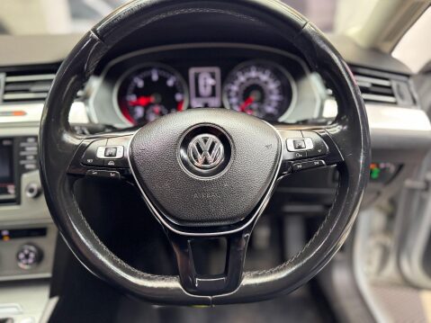 Volkswagen Passat 2.0 TDI BlueMotion Tech SE Business Euro 6 (s/s) 4dr 26