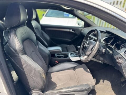Audi A5 1.8 TFSI S line Euro 5 2dr 29