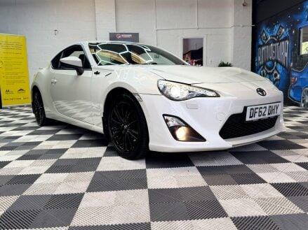 Toyota GT86 2.0 Boxer D-4S Euro 5 2dr