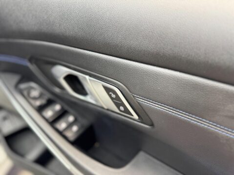 BMW 3 Series 2.0 320d M Sport Auto xDrive Euro 6 (s/s) 4dr 16