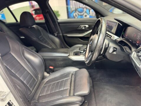 BMW 3 Series 2.0 320d M Sport Auto xDrive Euro 6 (s/s) 4dr 18