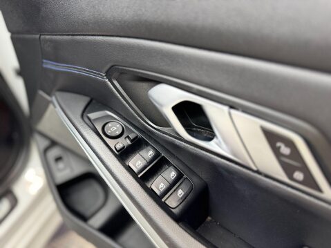 BMW 3 Series 2.0 320d M Sport Auto xDrive Euro 6 (s/s) 4dr 35