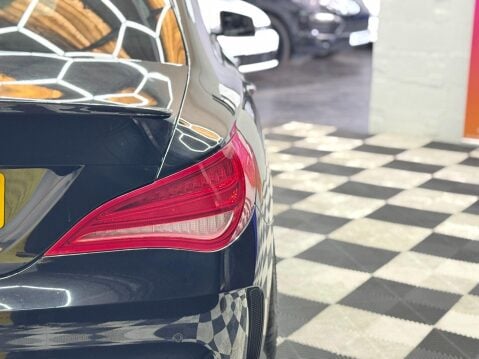Mercedes-Benz CLA Class 2.0 CLA45 AMG Coupe 7G-DCT 4MATIC Euro 6 (s/s) 4dr 39