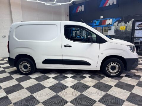 Vauxhall Combo 1.5 Turbo D 2000 Edition L1 H1 Euro 6 (s/s) 4dr 12