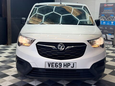 Vauxhall Combo 1.5 Turbo D 2000 Edition L1 H1 Euro 6 (s/s) 4dr 20